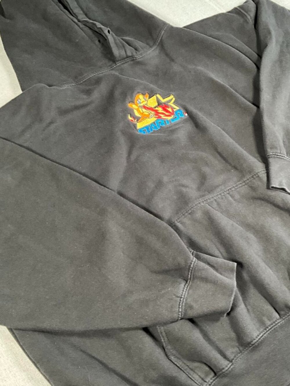 Pokémon Charmander BOLD VIBRANT Embroidered Black Pullover Hoodie (XLarge)